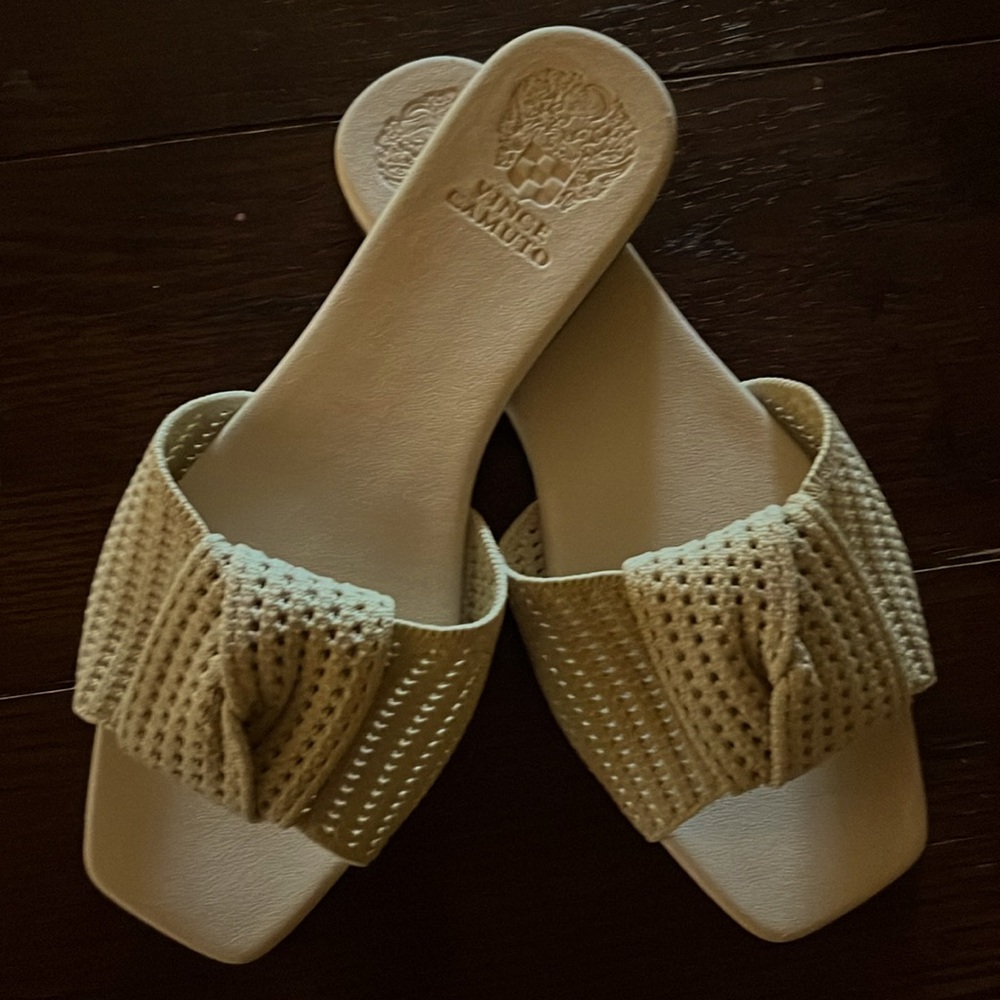 Skylinna Slides.  New!  Never worn!